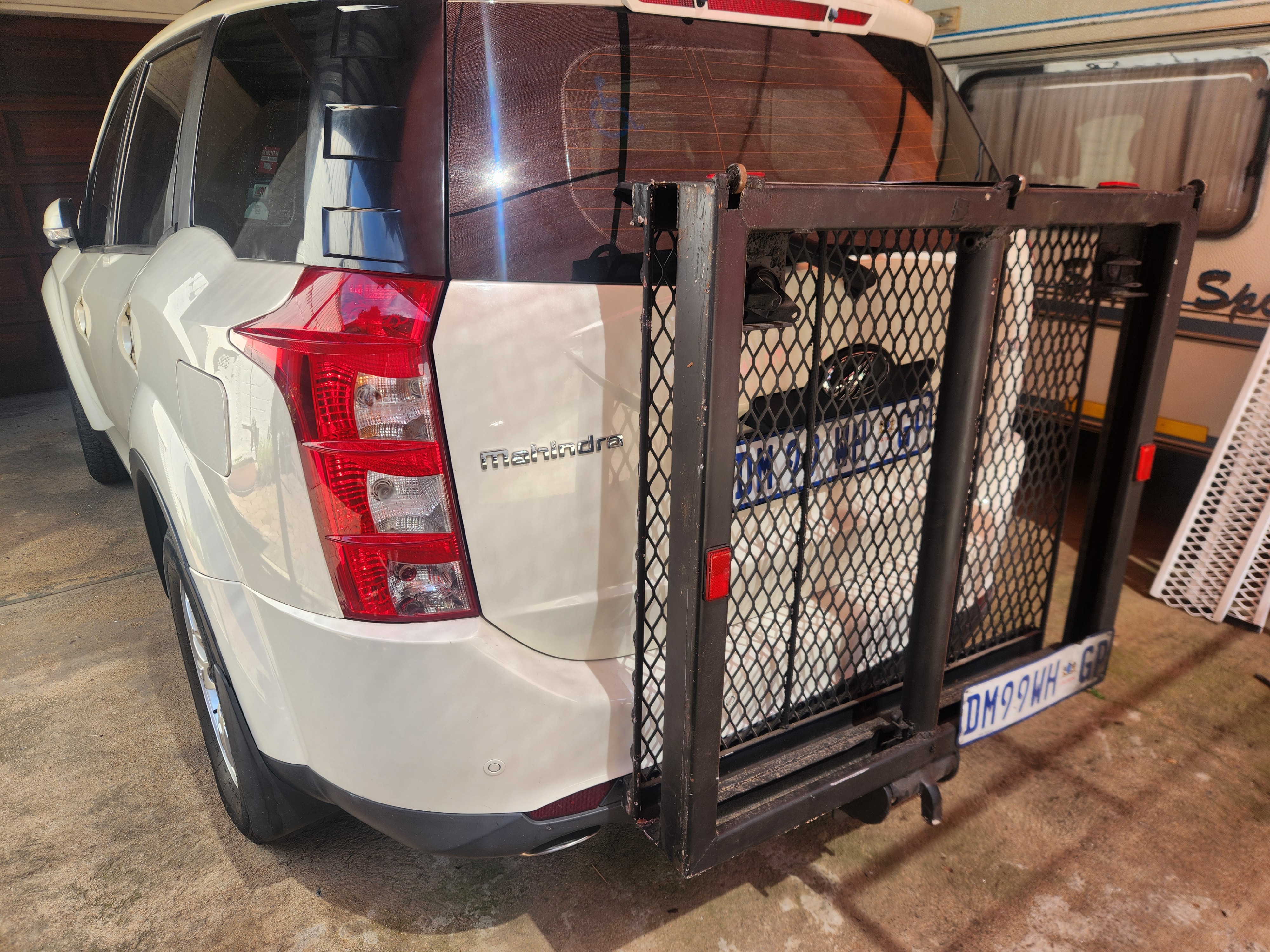 Vehicle loading ramp